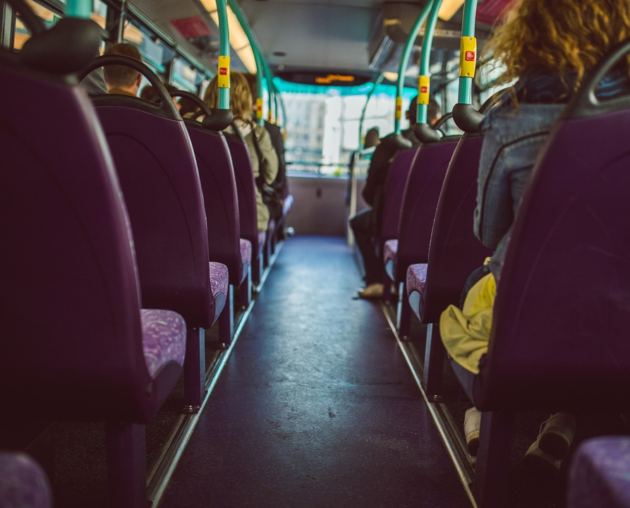 Aký autobus na svadbu by ste mali objednať?